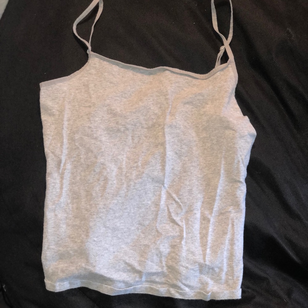 (2) 3/4 Crop top